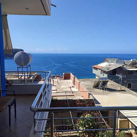 Bella Vista Hotel Himare Bagian luar foto