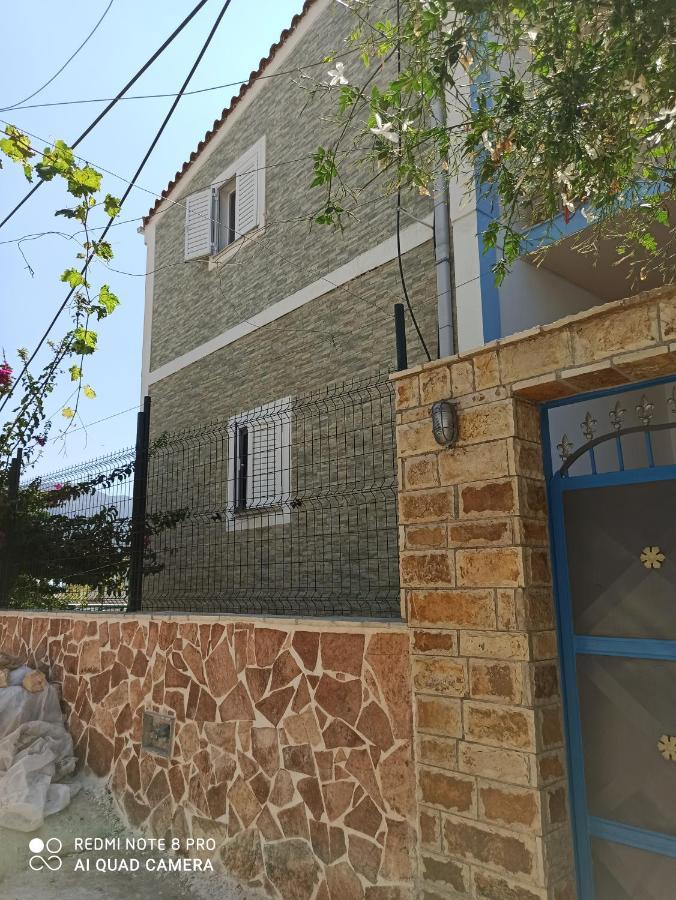 Bella Vista Hotel Himare Bagian luar foto