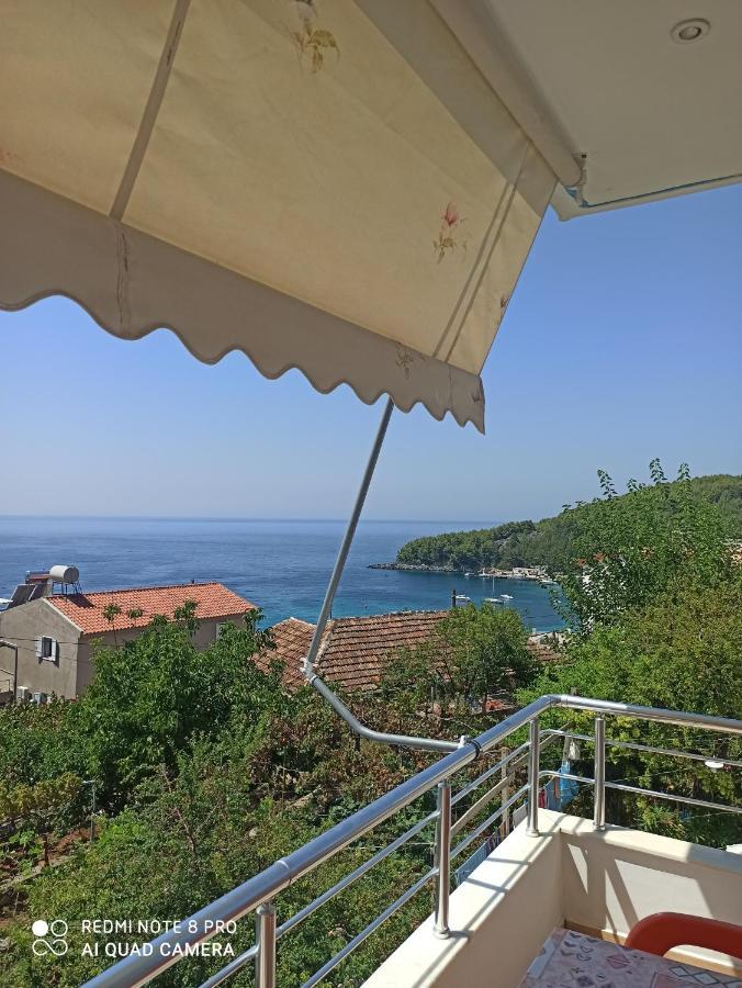 Bella Vista Hotel Himare Bagian luar foto