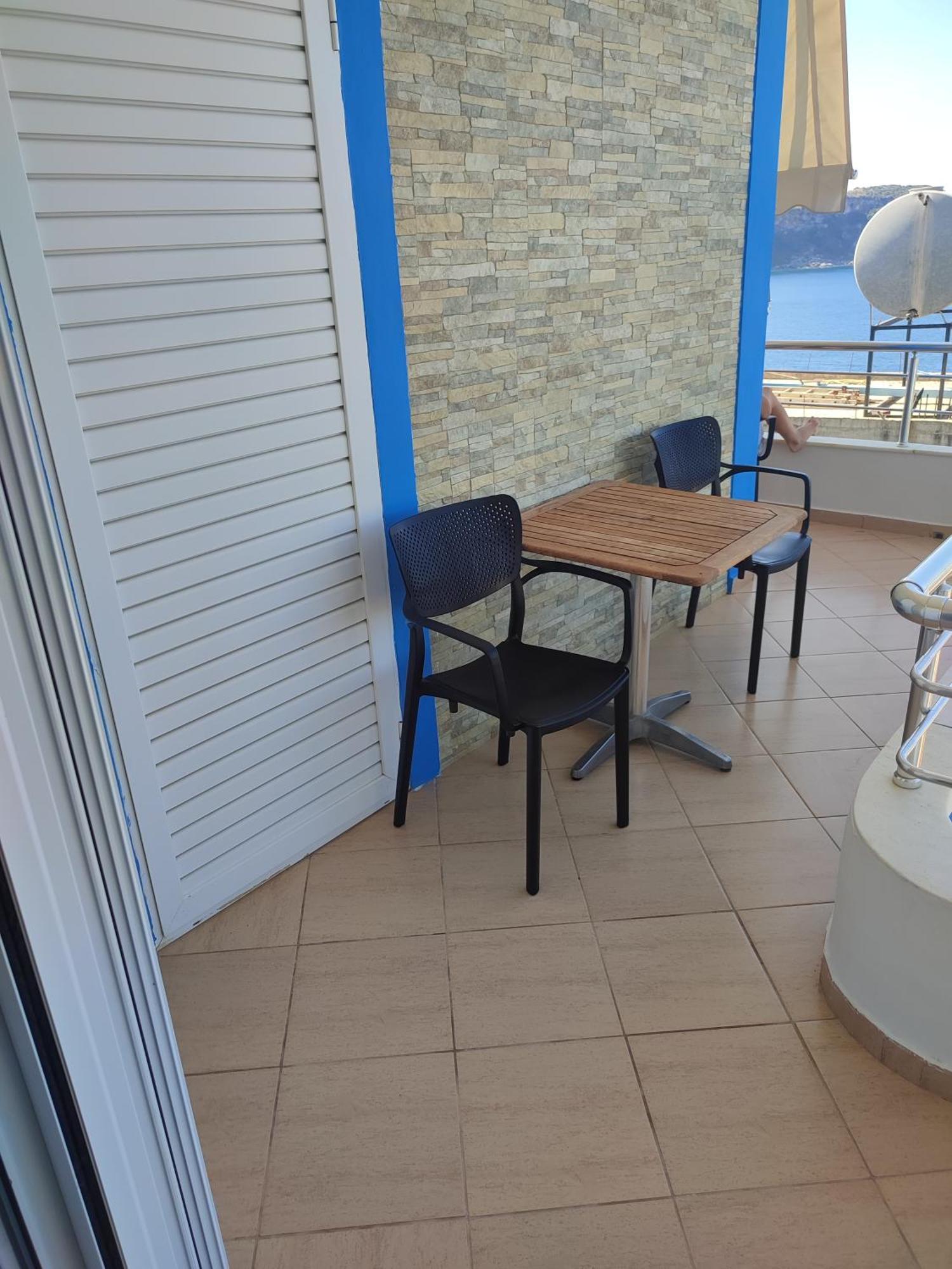 Bella Vista Hotel Himare Bagian luar foto
