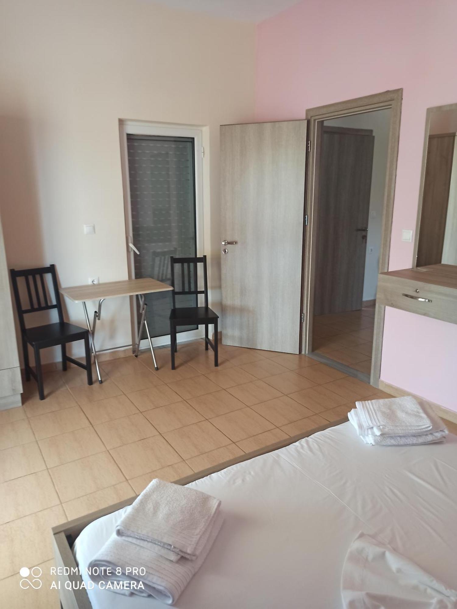 Bella Vista Hotel Himare Ruang foto