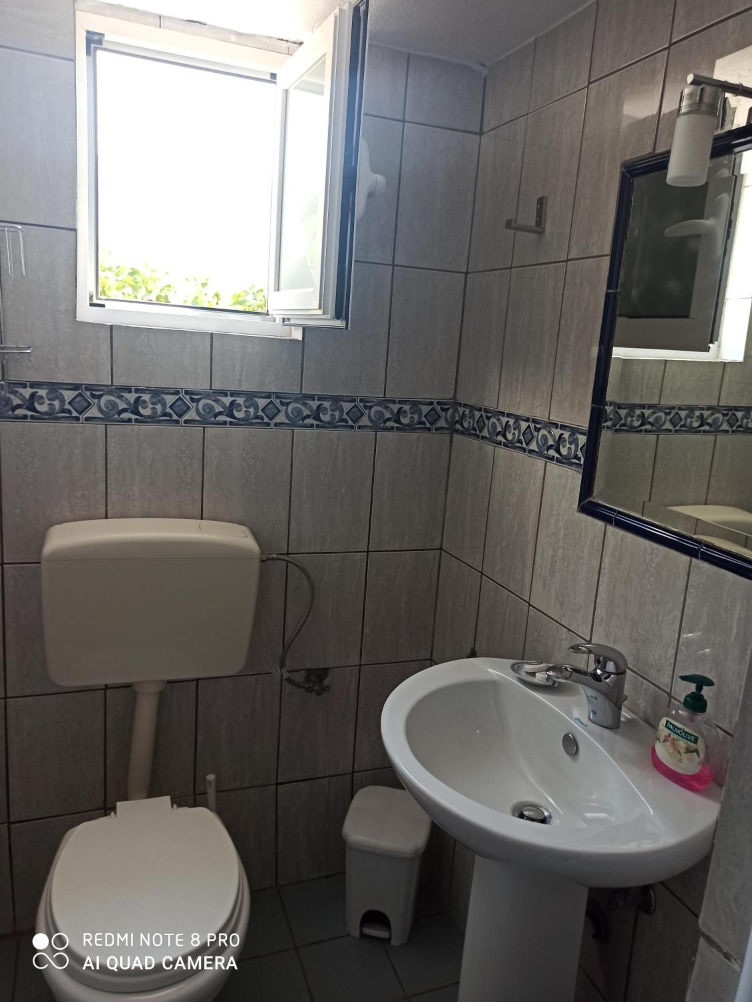 Bella Vista Hotel Himare Ruang foto