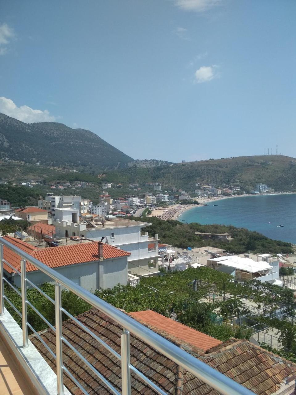 Bella Vista Hotel Himare Bagian luar foto
